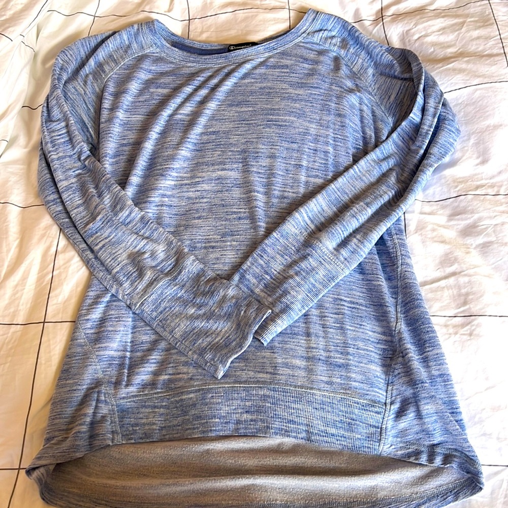 Athletic long sleeve shirt